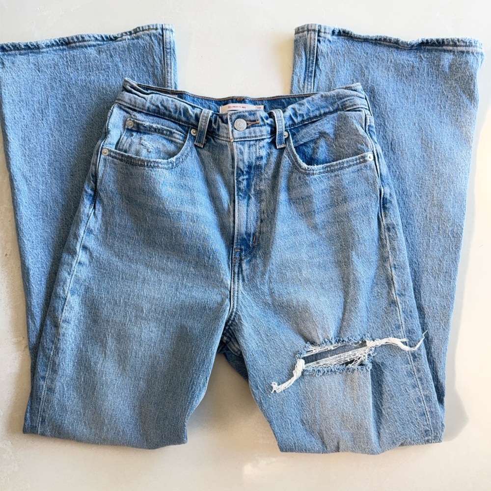 Levi’s Distressed 70s High Flare Jeans 28